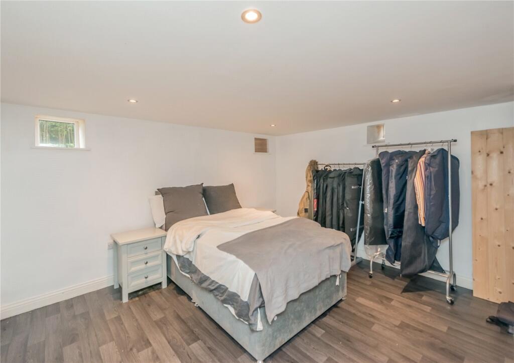 Additional image 20 of Whitcliffe Road, Cleckheaton, BD19