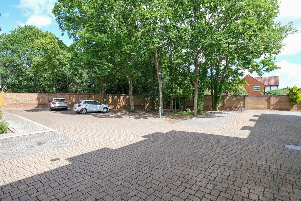 Additional image 10 of Ash Tree Close, Orpington