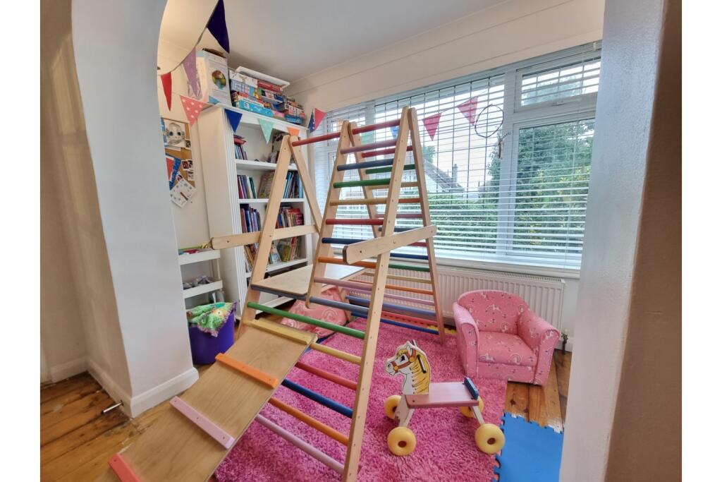 Additional image 25 of Third Avenue, Newhaven, BN9