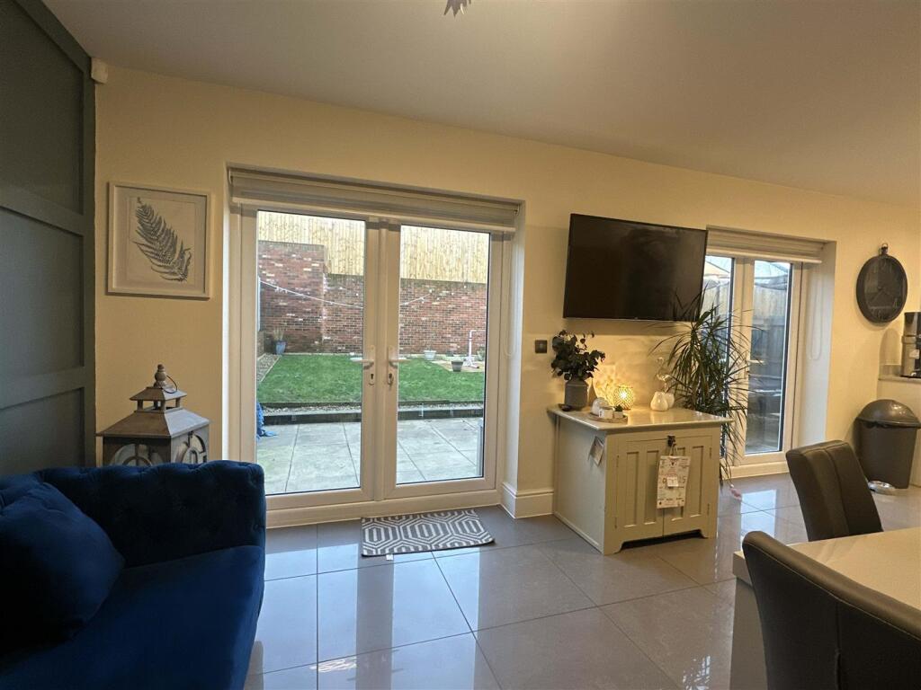 Additional image 10 of Crocus Avenue, Penrith