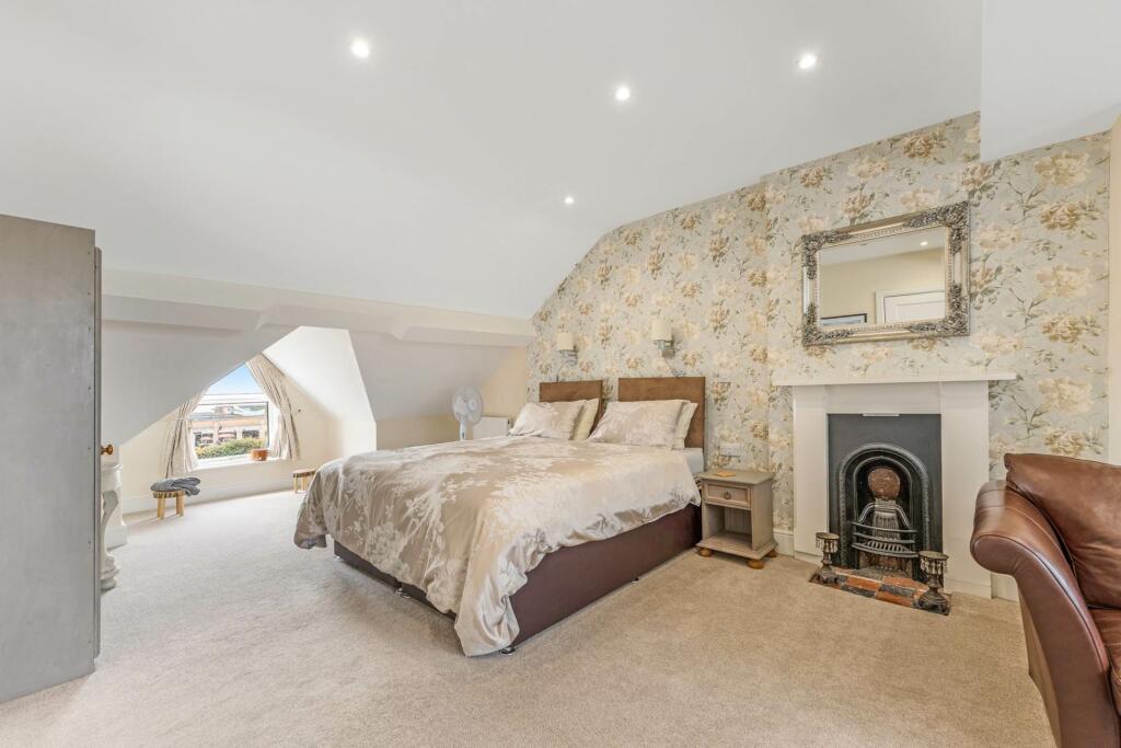 Additional image 21 of Beach Road - The Beach House - Truly Special