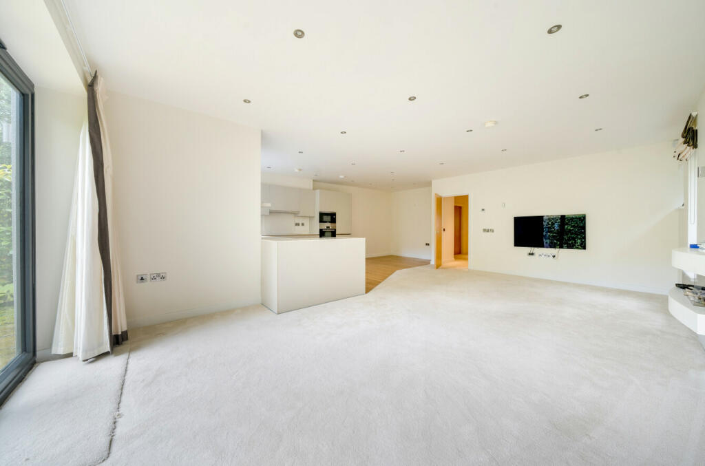 Additional image 10 of Bickley Park Road, Bromley, Kent, BR1