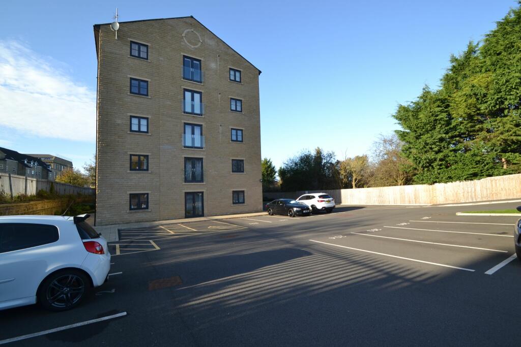 Additional image 12 of Waterside View, 1023 Harrogate Road, Apperley Bridge,