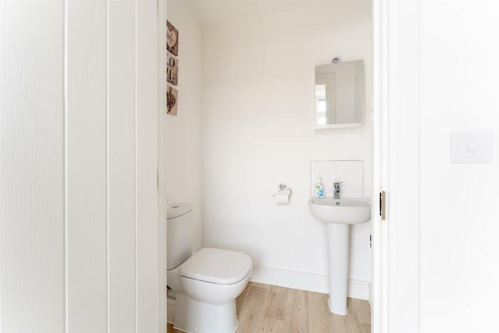 Additional image 7 of Lord Way, Locking Parklands - IMMACULATE