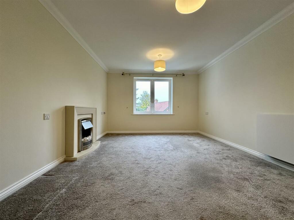 Additional image 8 of Alexandra Lodge, Stokefield Road, Thornbury