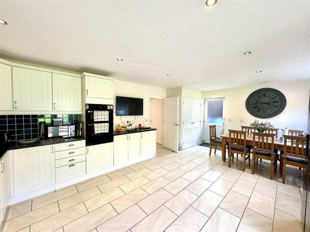 Additional image 7 of Main Road, Aust, Bristol