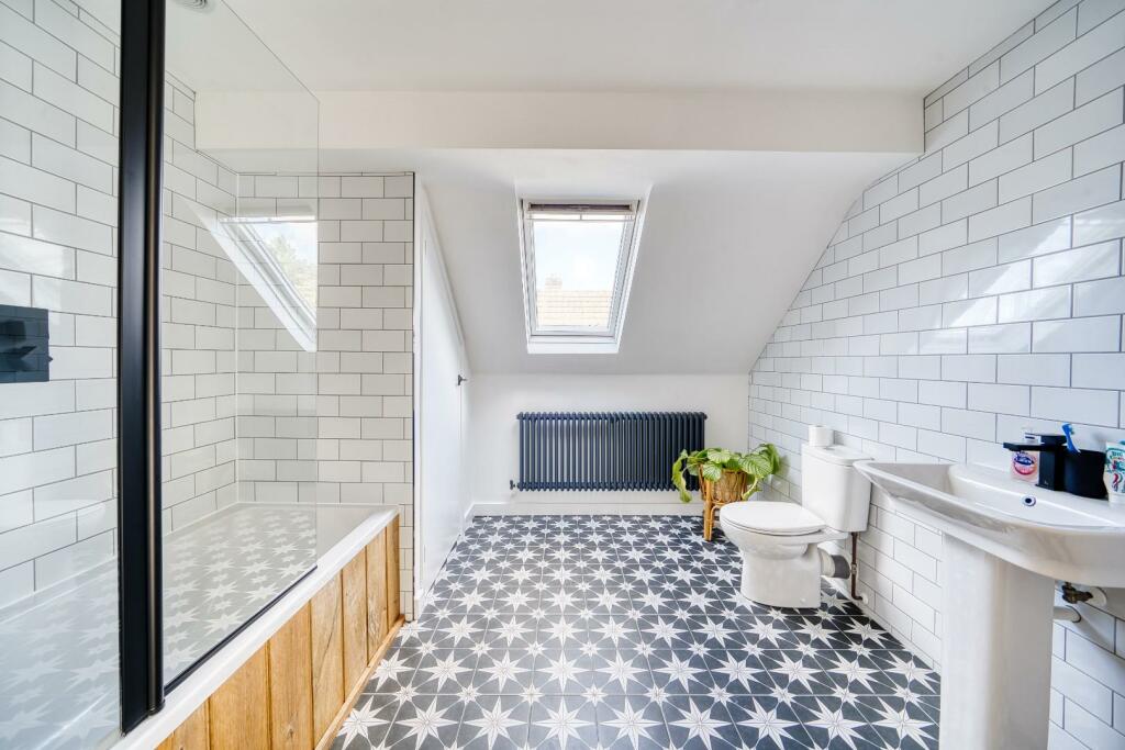 Additional image 21 of Impeccable family home located at the North End Of Yatton