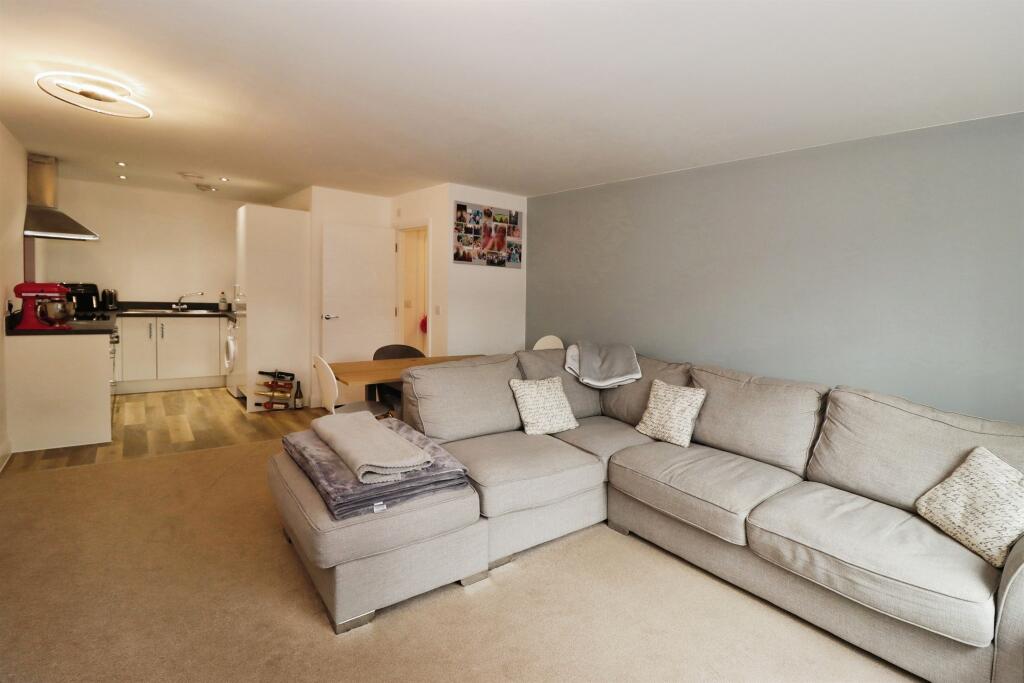 Additional image 5 of Elmtree Way, Kingswood, Bristol