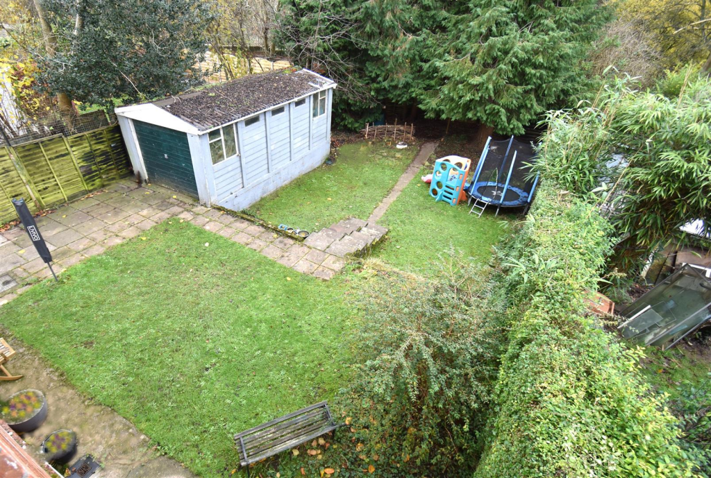 Additional image 14 of Beautiful Home on Lake Road, Bristol