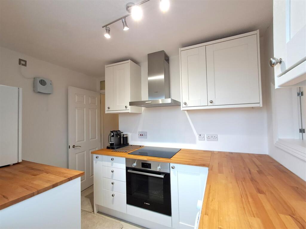 Additional image 13 of Barrington Court, Bristol