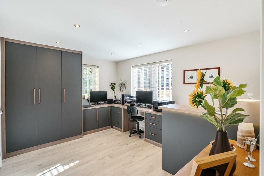 Additional image 16 of The Orchards, Bingley