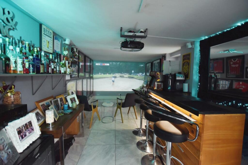 Additional image 24 of Wharnecliffe Gardens, Bristol