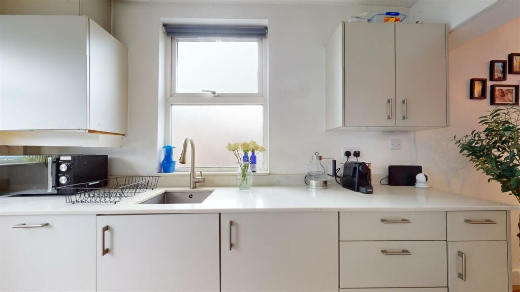 Additional image 10 of Oxford Street, Totterdown, Bristol