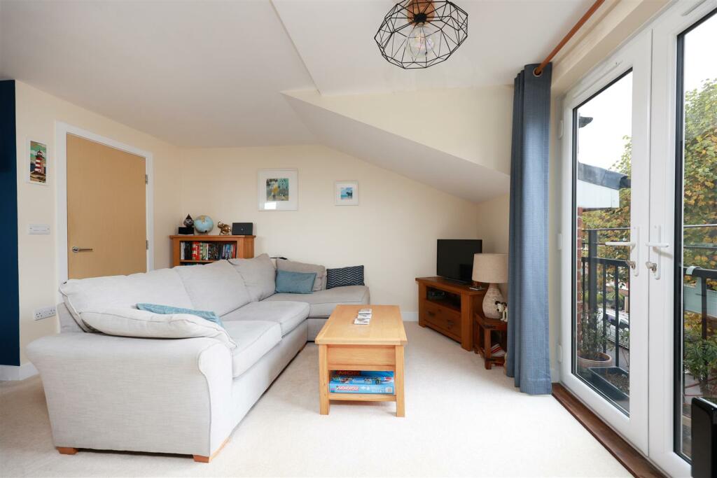 Additional image 4 of Claremont Avenue, Bishopston, Bristol