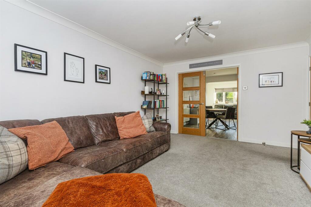 Additional image 17 of Paddock Drive, Drighlington
