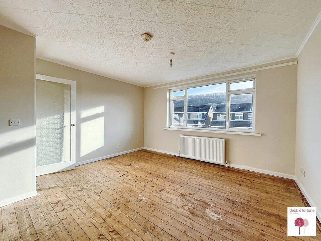 Additional image 4 of Manor Farm Crescent, Weston-super-Mare