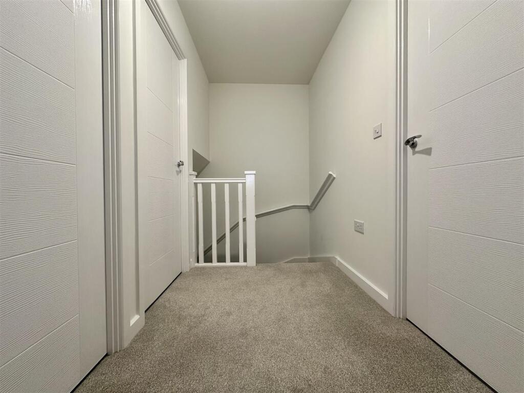 Additional image 14 of Curlew Way, Cheddar