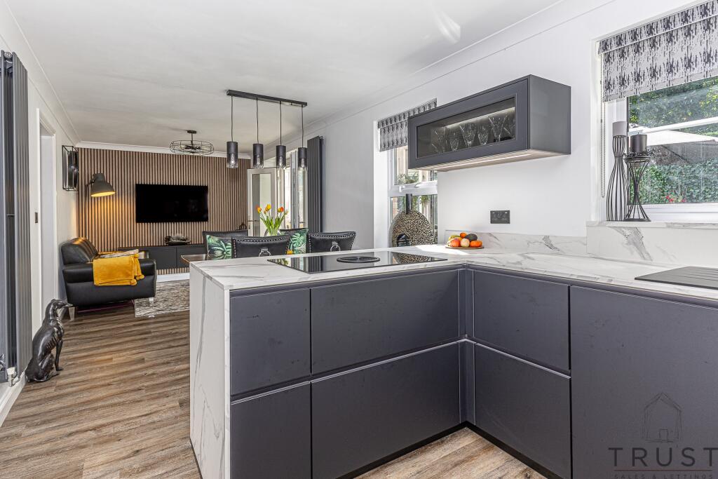 Additional image 12 of Pyenot Gardens, Cleckheaton