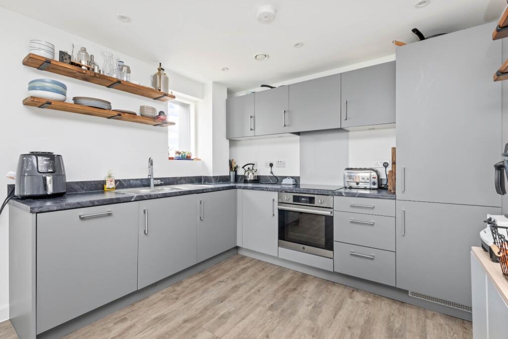Additional image 3 of Artisan House, Brooks Road, Lewes, East Sussex, BN7