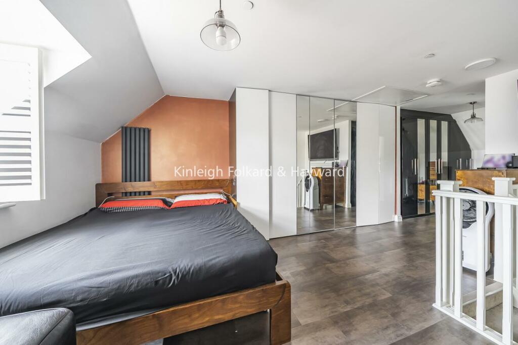 Additional image 13 of Renwick Drive, Bromley