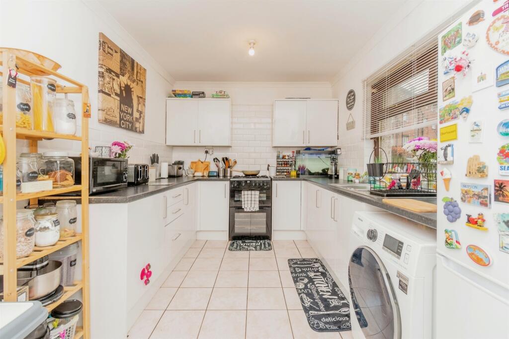 Additional image 3 of Aireview Crescent, Baildon, Shipley