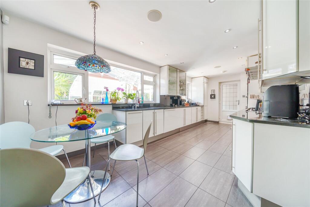 Additional image 10 of Westleigh Drive, Bromley