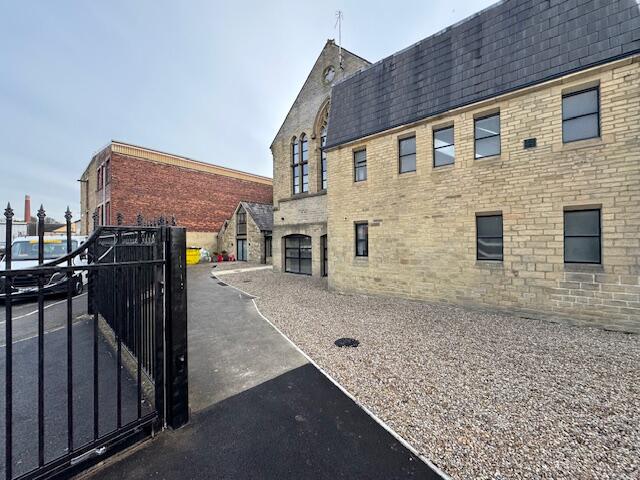 Additional image 3 of Leeds Road, Shipley, West Yorkshire, BD18