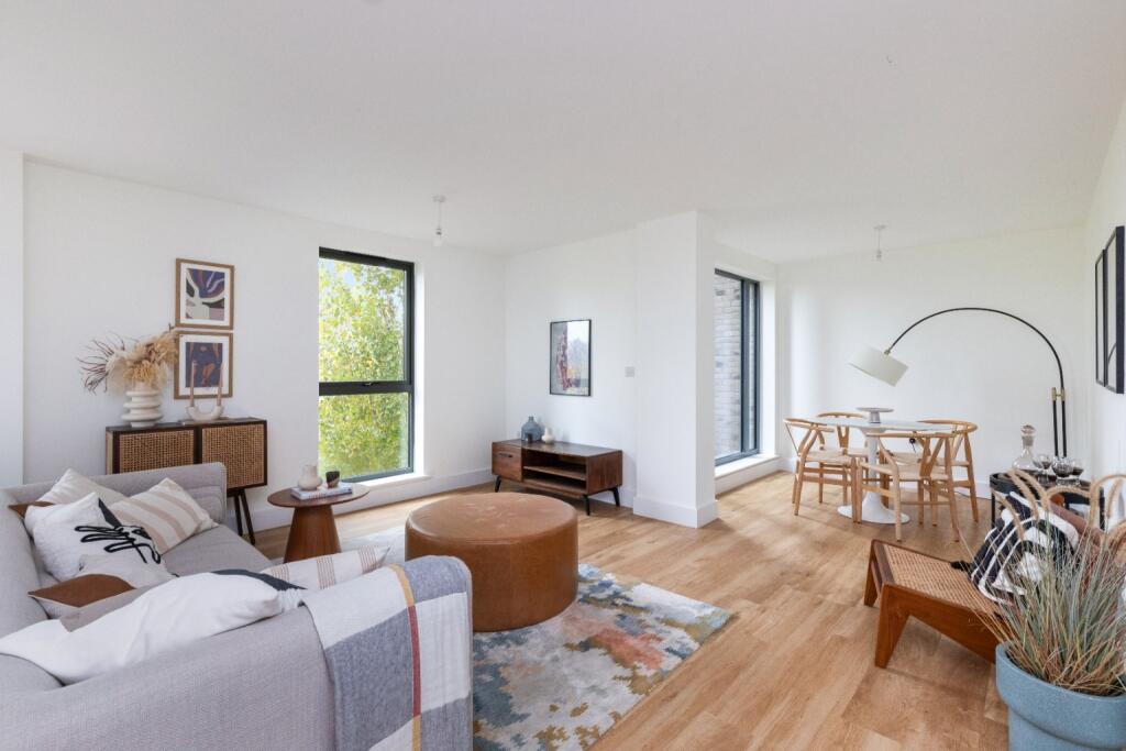Primary image of Oliver House, 5 Blakes Walk, Lewes, East Sussex, BN7