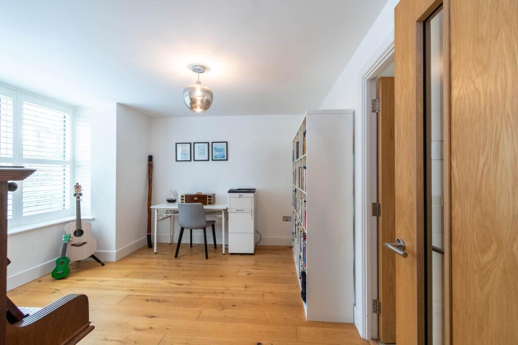 Additional image 11 of 32 Winstones Road