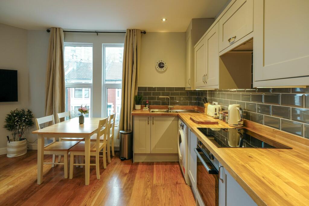 Additional image 11 of Flat ,  Raleigh Road, Bristol
