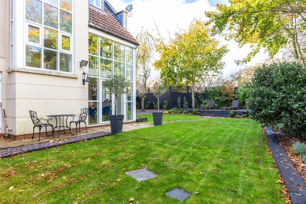 Additional image 9 of Strathearn Drive, Westbury-on-Trym, Bristol, BS10