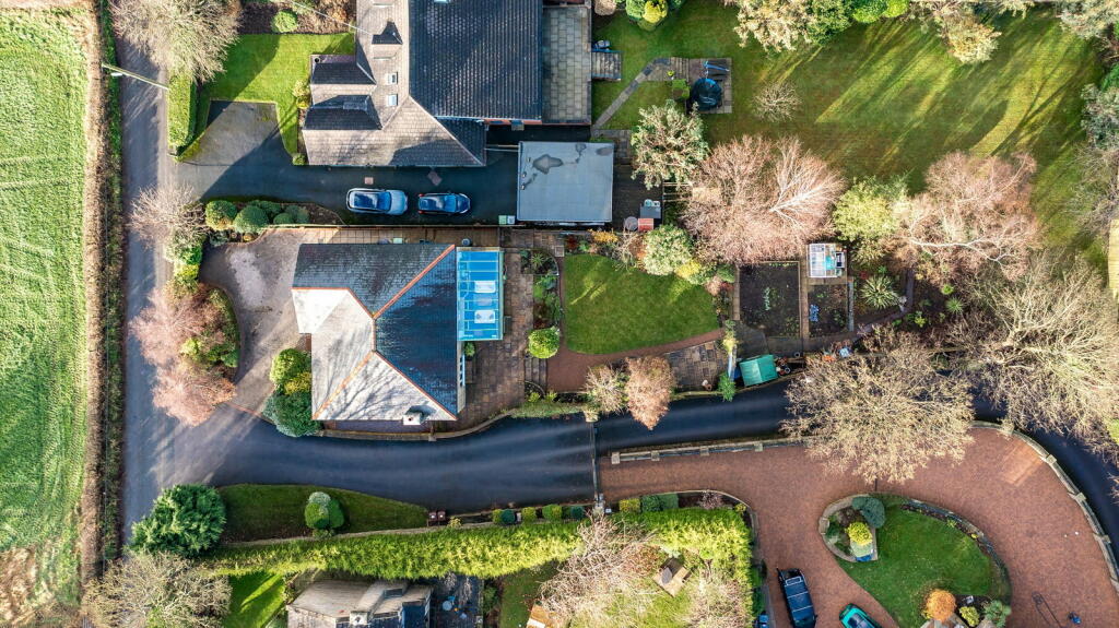 Additional image 32 of Latham Lane, Gomersal, Cleckheaton, BD19