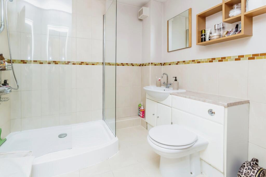 Additional image 16 of Crescent Road, Beckenham, BR3