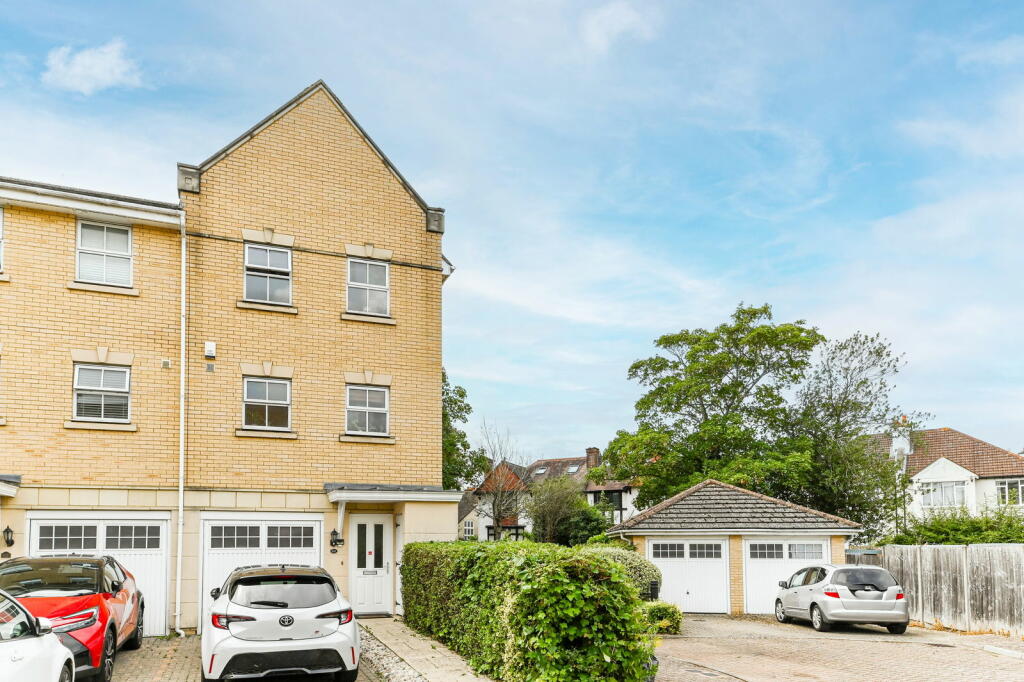 Additional image 21 of Sparkes Close, Bromley, BR2 9GE