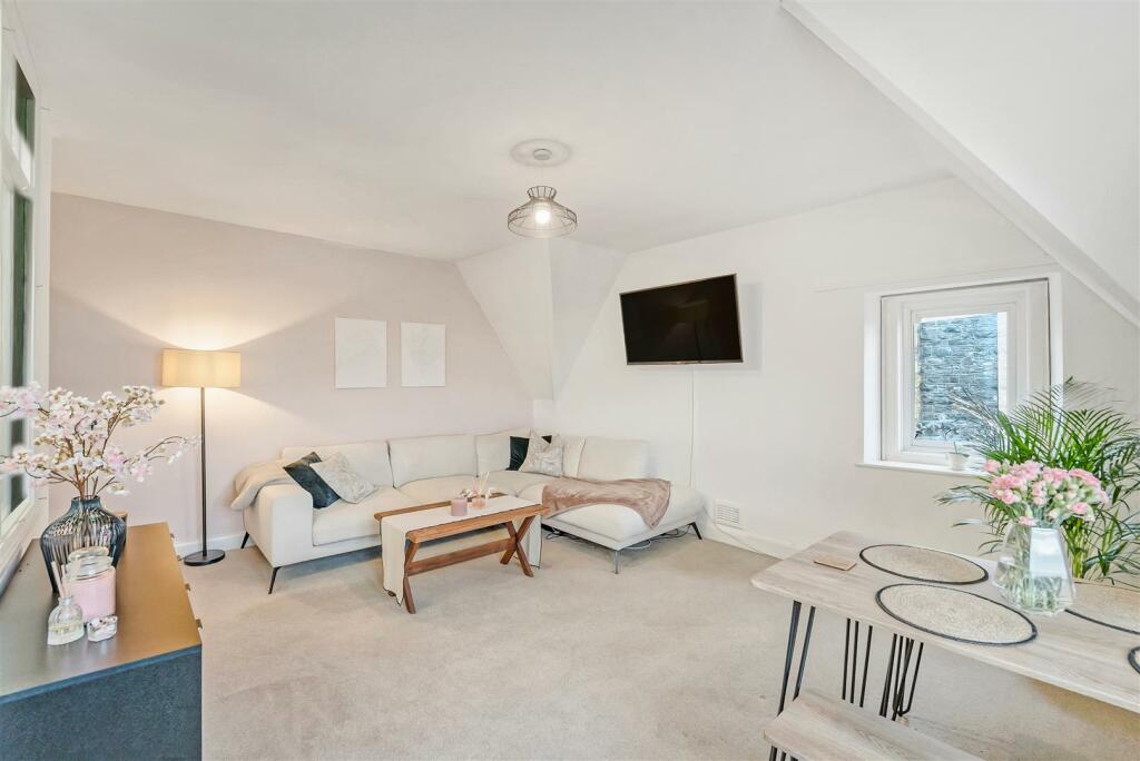 Additional image 6 of Princes Road, Clevedon - PERFECT PERIOD APARTMENT