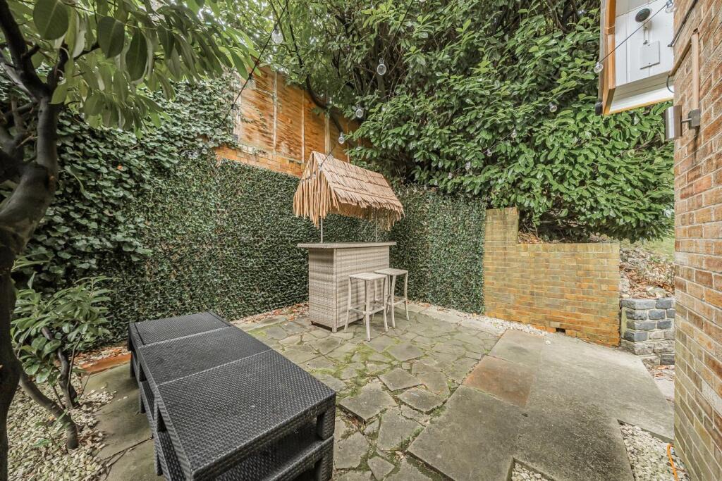 Additional image 14 of Sylvester Avenue, Chislehurst