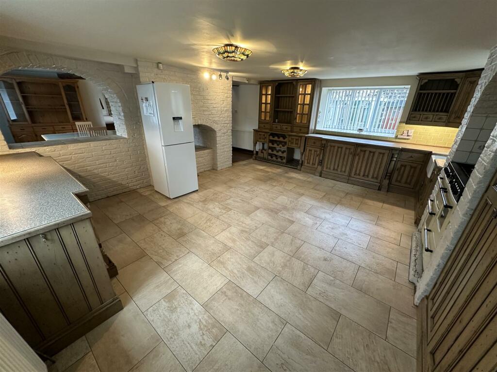 Additional image 12 of 'Wheatsheaf Farm',412 Whitechapel Road,Scholes