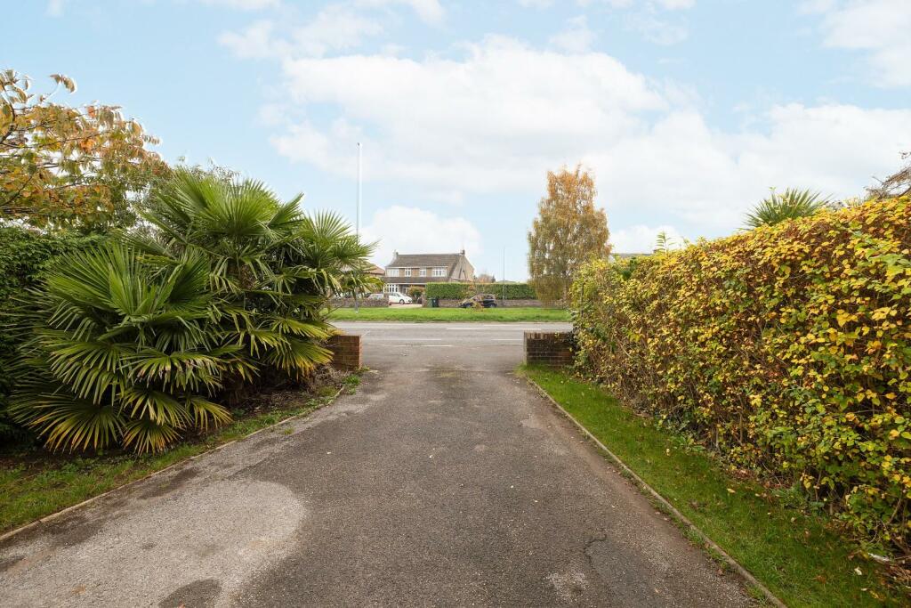 Additional image 28 of Bromley Heath Road, Downend