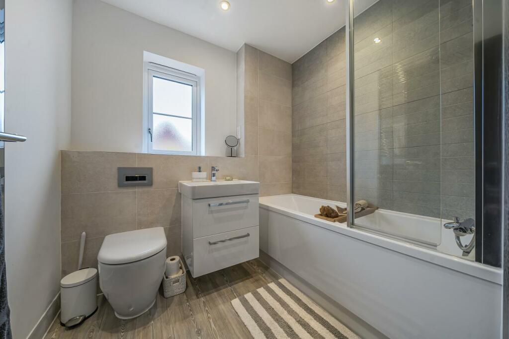 Additional image 16 of Roman Way, Beckenham