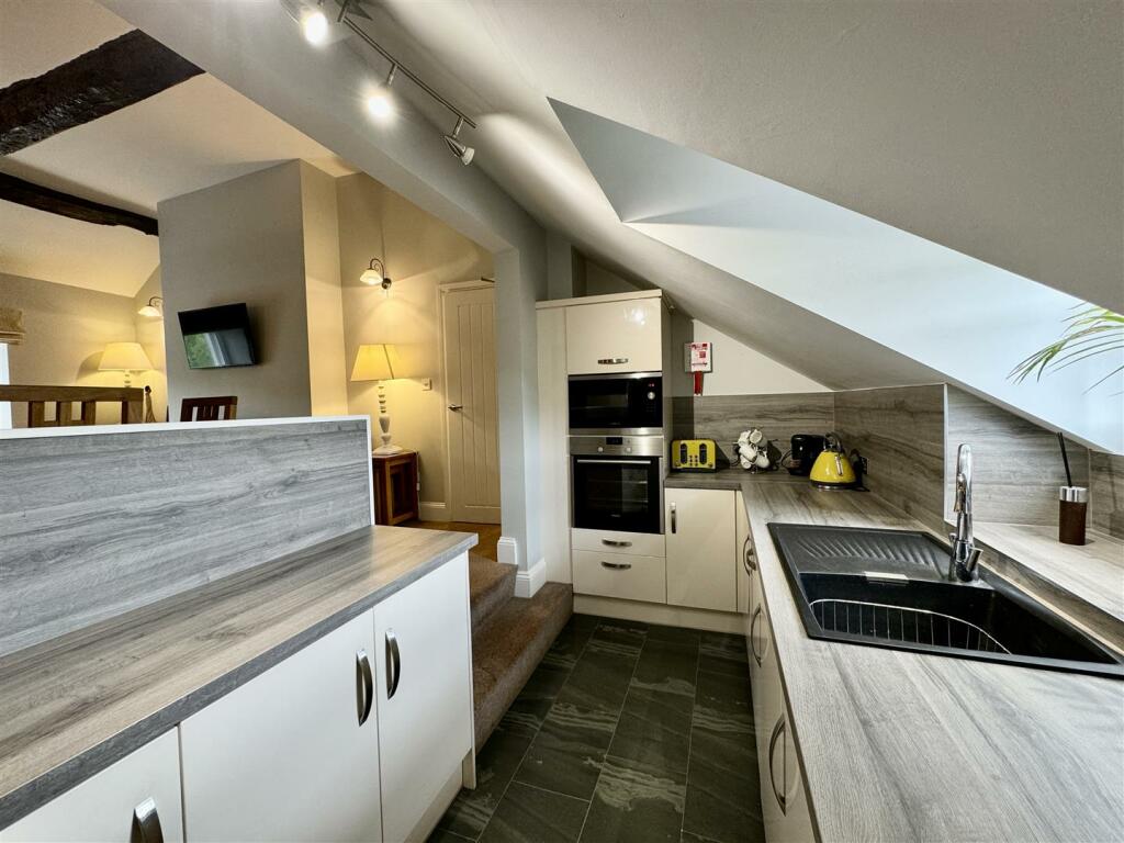 Additional image 39 of Main Street, Keswick