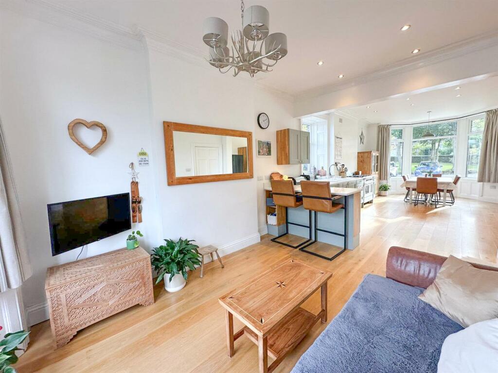 Additional image 7 of Acorn House, Pot Lane, Steeton,