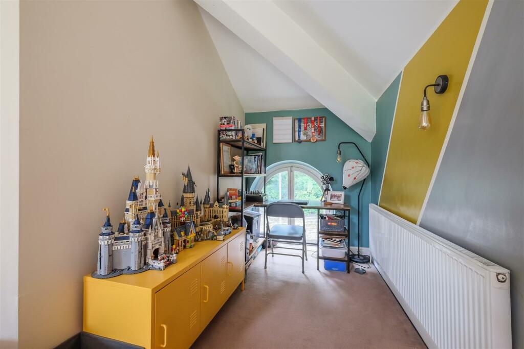 Additional image 8 of Latham Lane, Gomersal, Cleckheaton