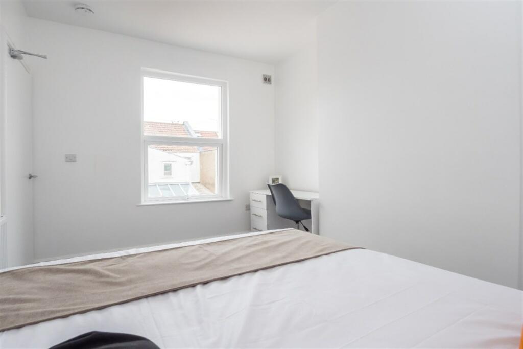 Additional image 6 of 3 bedroom Terraced House in Beaufort Street, Bristol