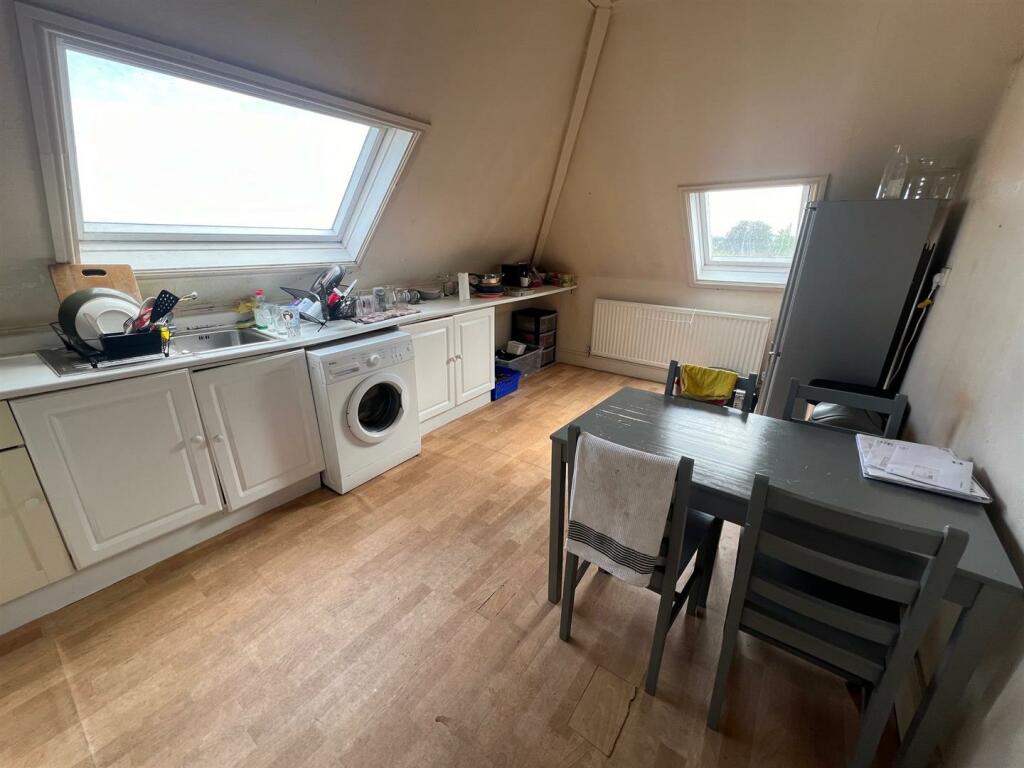 Additional image 6 of Mixed-use Investment Opportunity in Redland