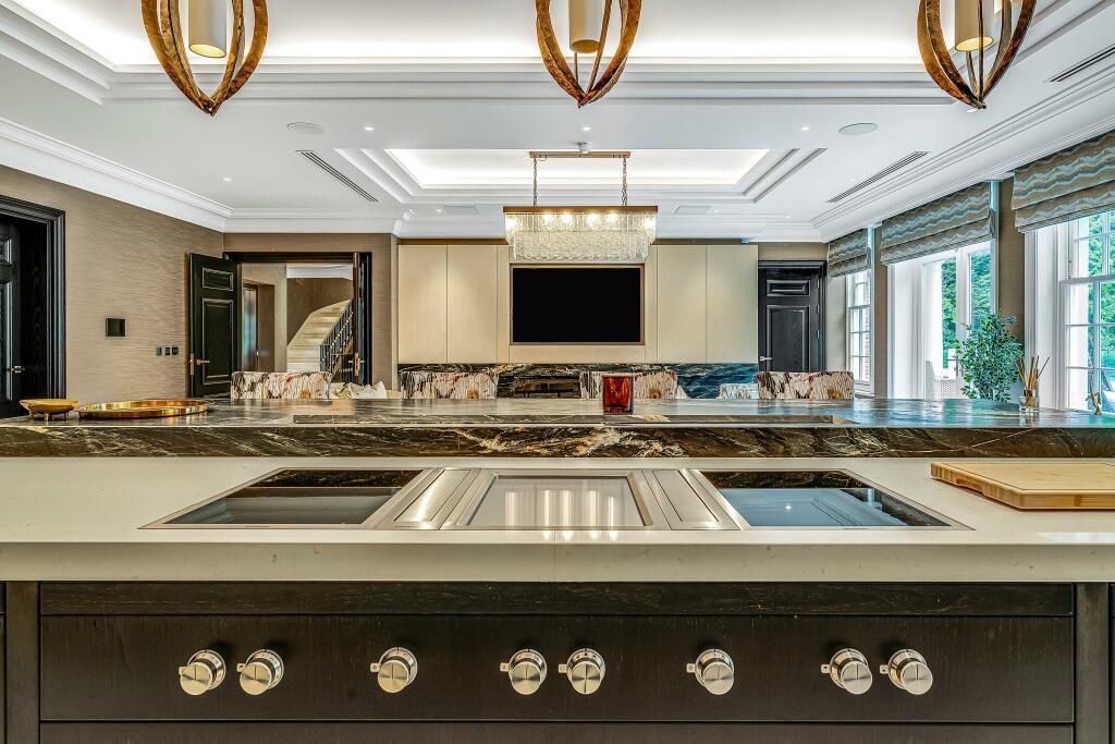 Additional image 10 of Holwood Park Avenue, Keston Park, Keston, BR6