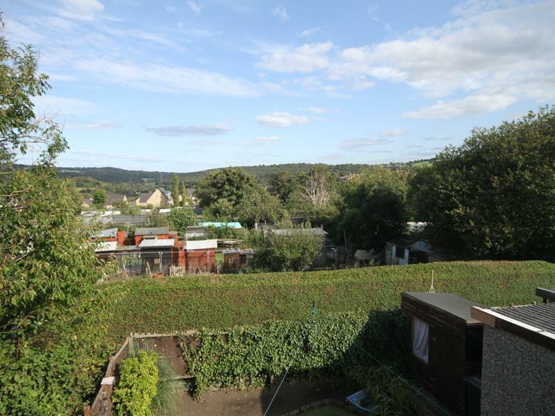 Additional image 13 of Simpson Grove, Idle