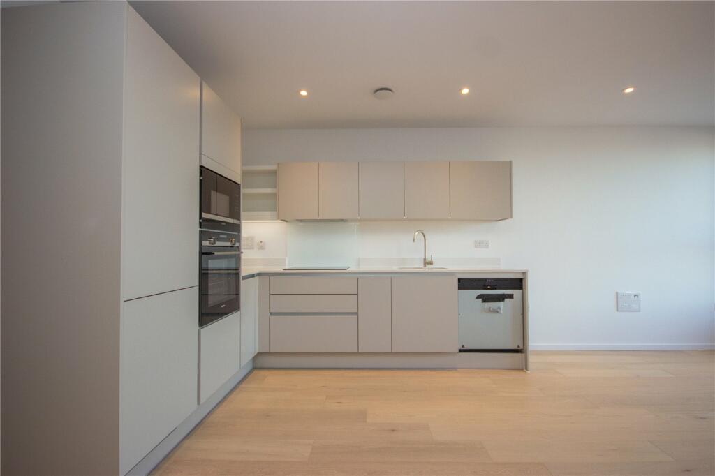 Additional image 3 of Runway Avenue, Patchway, Bristol, South Gloucestershire, BS34