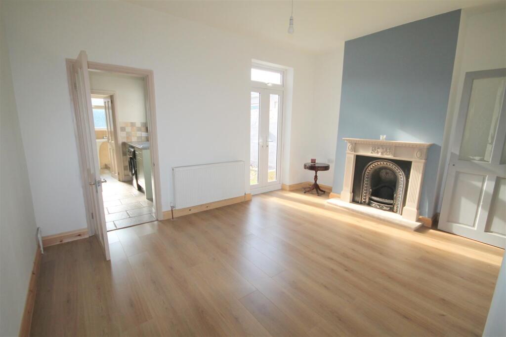 Additional image 11 of 3 Leicester SquareSoundwellBristol