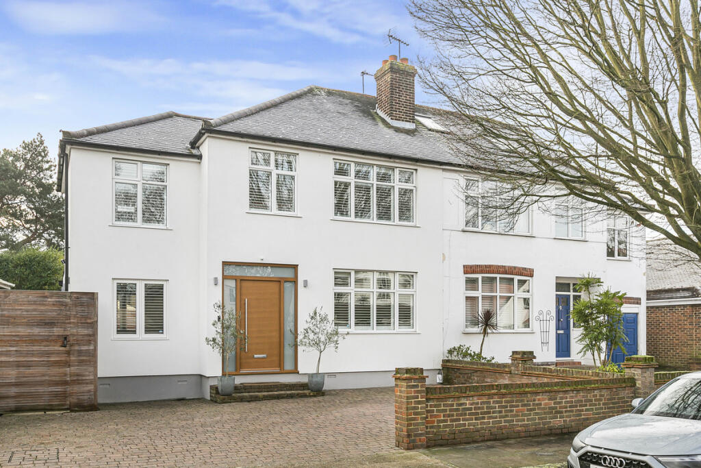 Alexandra Crescent, Bromley, BR1