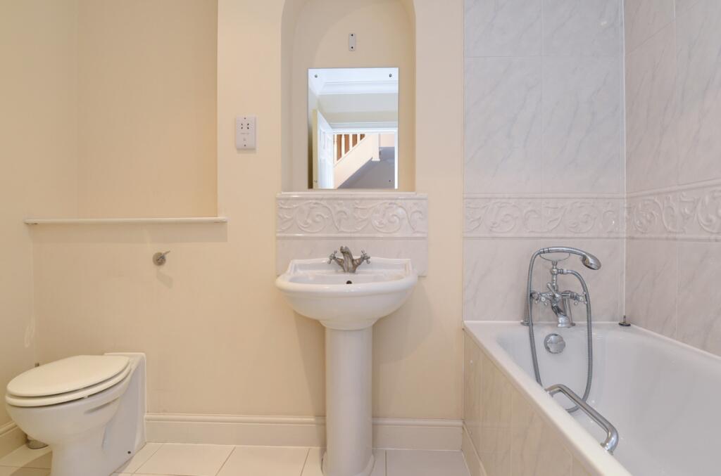 Additional image 3 of St. Martins Lane Beckenham BR3